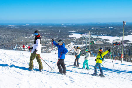Skifahren in Ruka im März (c) Harri Lindfors, Ski.fi